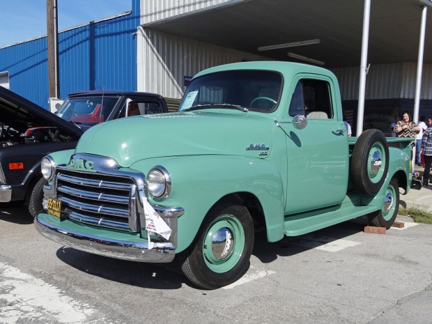 Joe & Janice Drehoble - 1954 GMC 100 Series PickUp